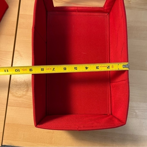 Red collapsible storage containers - Picture 4 of 13